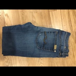 7 for all Mankind ankle length skinny jean 29